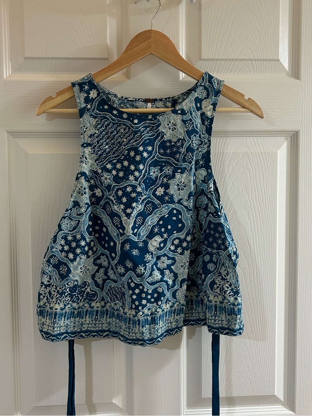 FREE PEOPLE OPEN TIE TANK